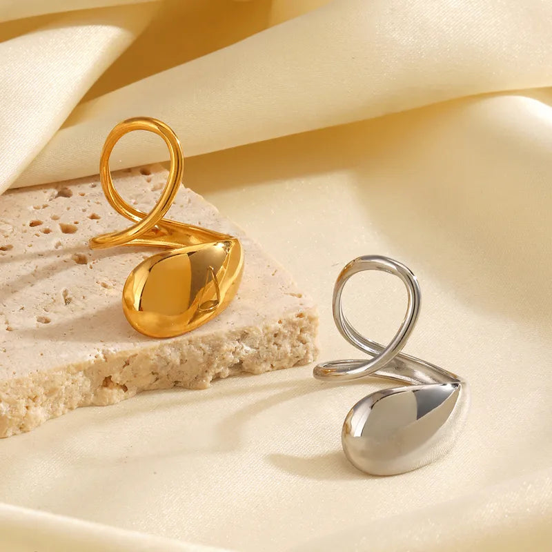 Glide Oval Ring