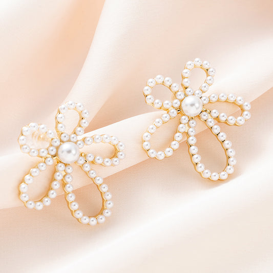 Aurelia Pearl Studs
