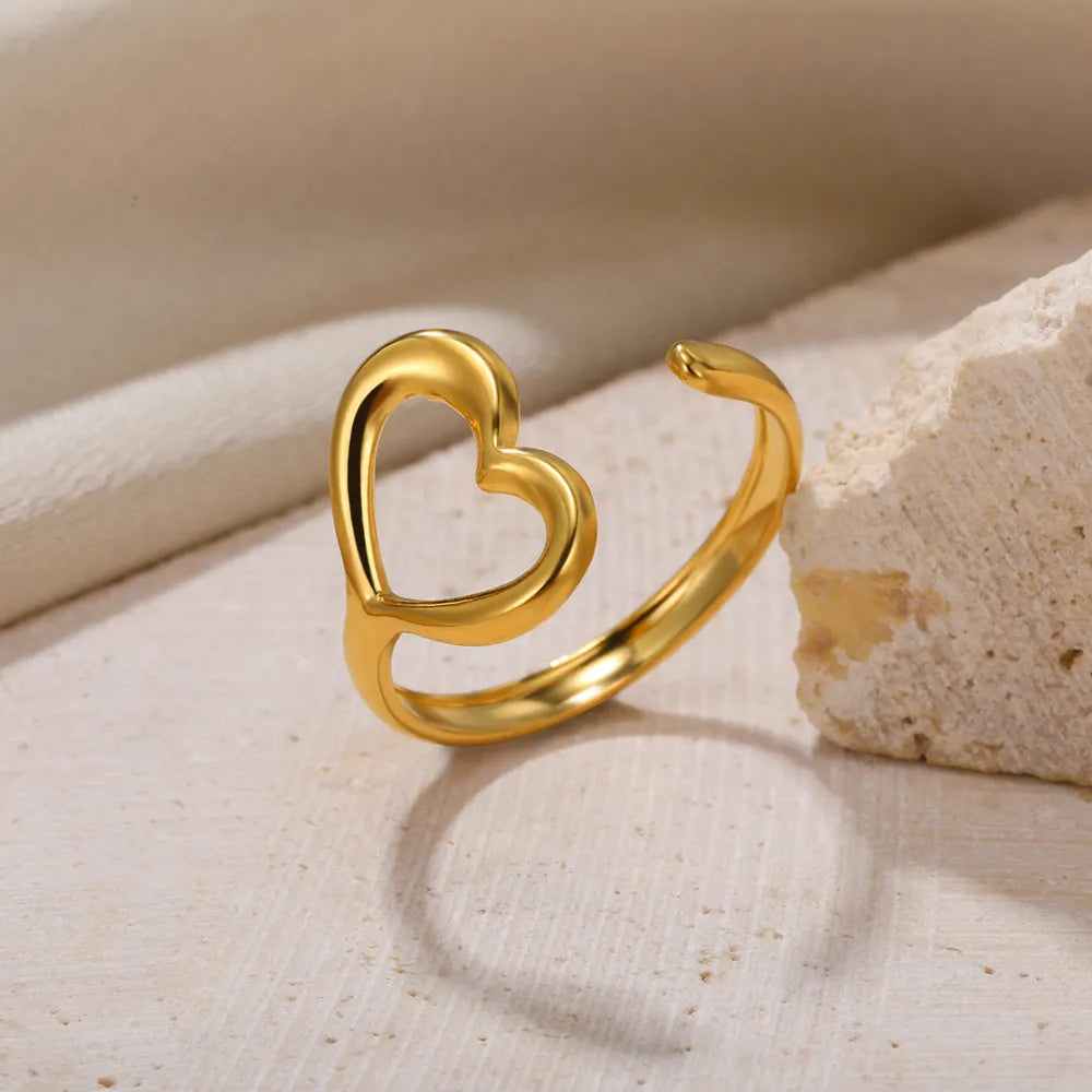 Hollow Heart Gold Ring