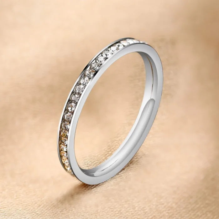 Dainty Halo Ring
