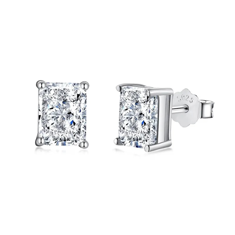 Lumi Solitaire Studs