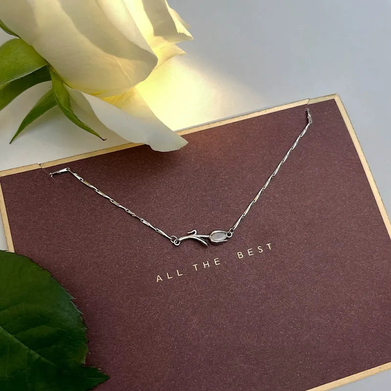 Tiny Tulip Bracelet