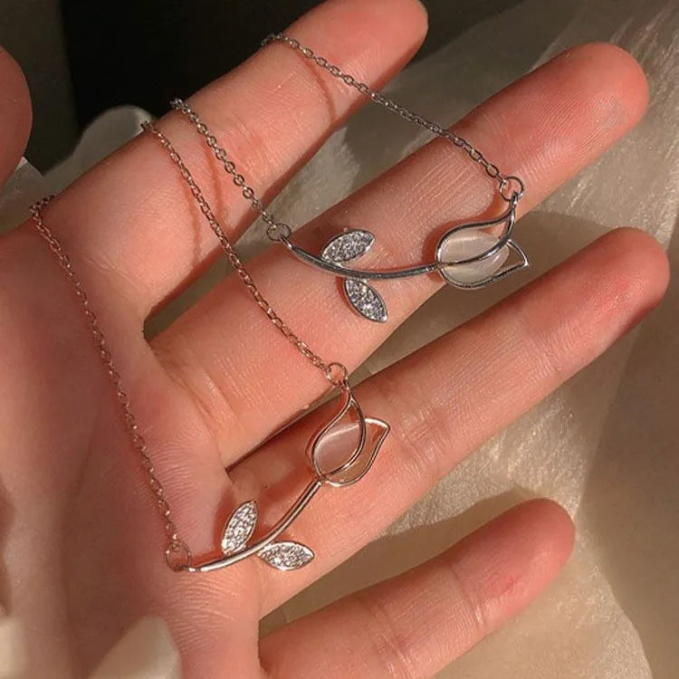 Rose Tulip Chain
